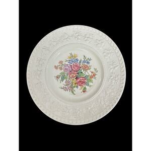 1940s Wellesley Wedgwood Ullswater China 9.5" Luncheon Plate